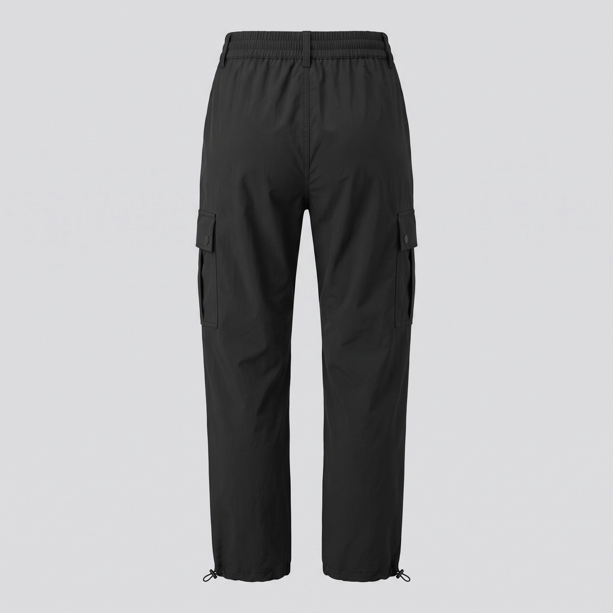Pantalon cargo léger déperlant, noir, vue de dos — FENWICK & THORNE